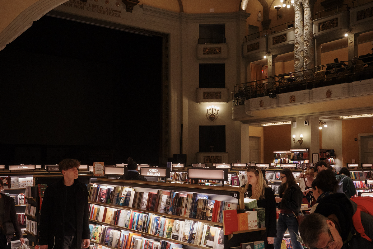 Giunti Odeon - bibliotheek en bioscoop