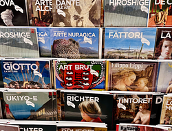 Giunti Odeon - bibliotheek en bioscoop