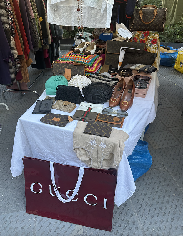  Markt bij Piazza dei Ciompi